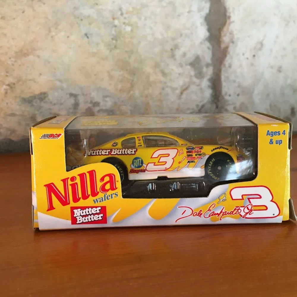 DALE EARNHARDT JR 1:64 NUTTER BUTTER NILLA WAFERS DIECAST CAR